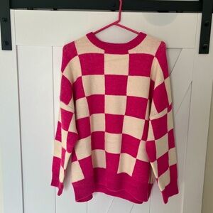 TALULAH 	
Oversized Check Sweater | Fuchsia |